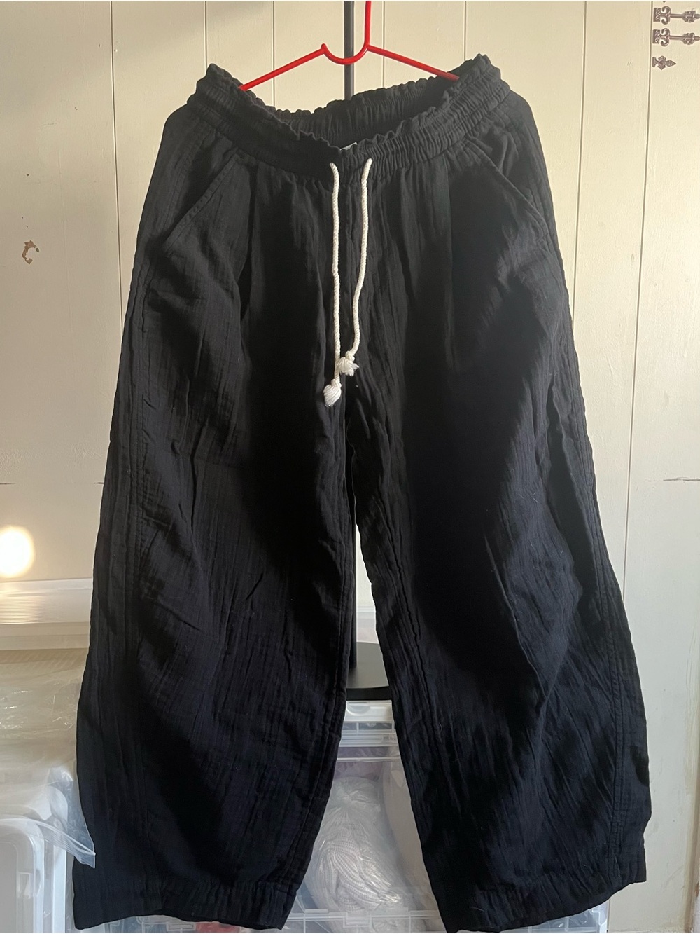 Old Navy Black Wide-Leg Drawstring High Waisted Barrel Pants - Size MP